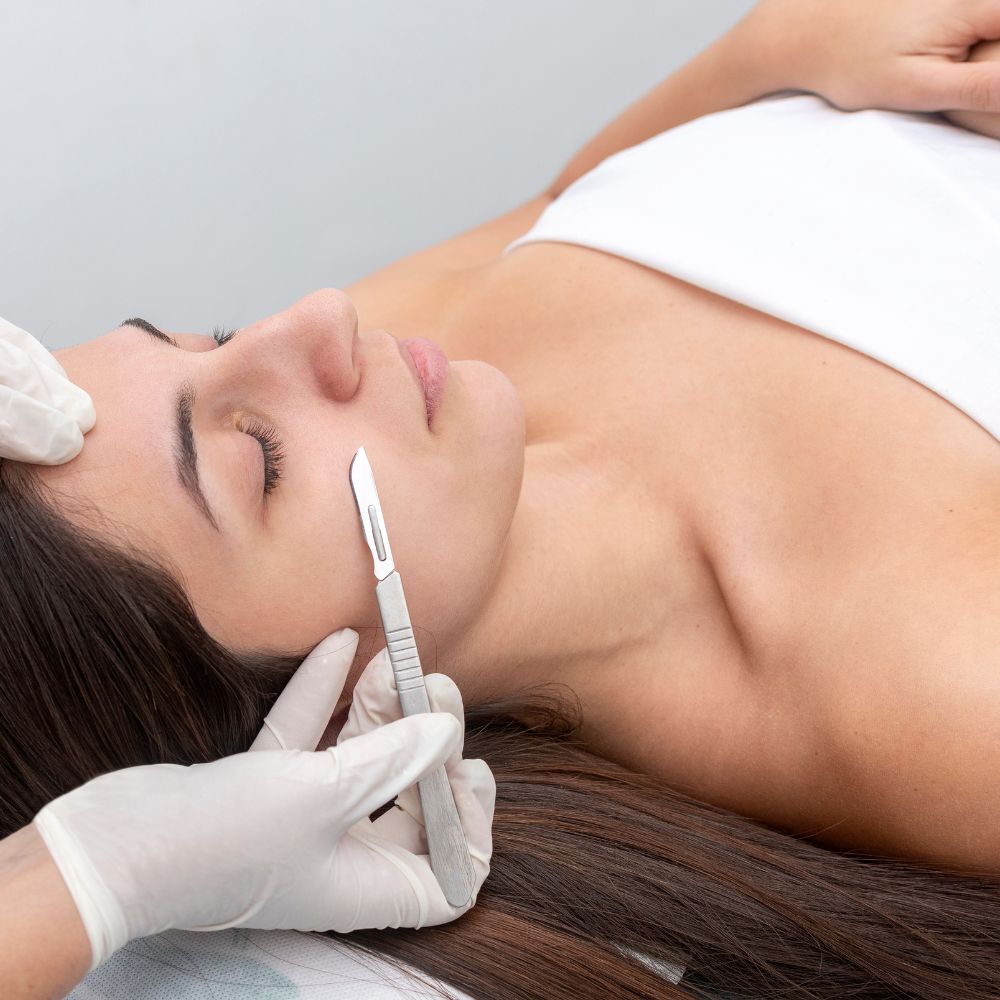 Limpieza Facial con Dermaplaning