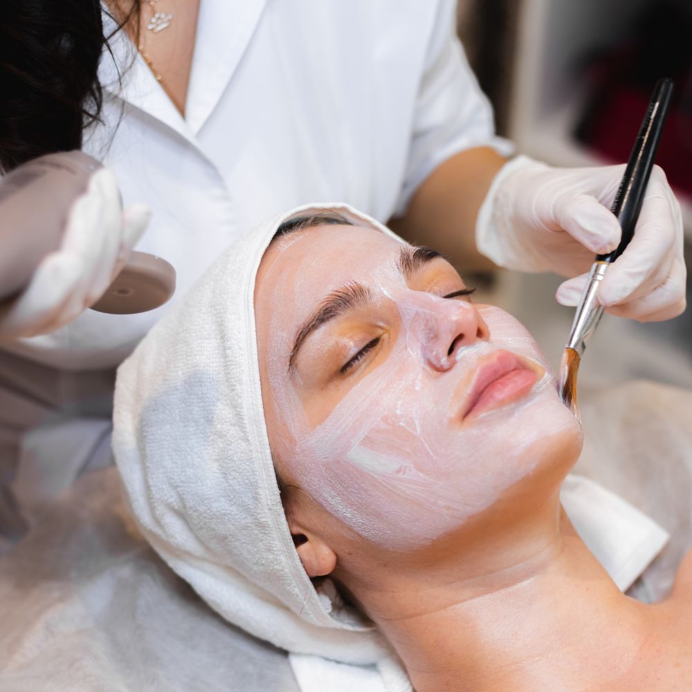 Limpieza Facial Con Scrubs