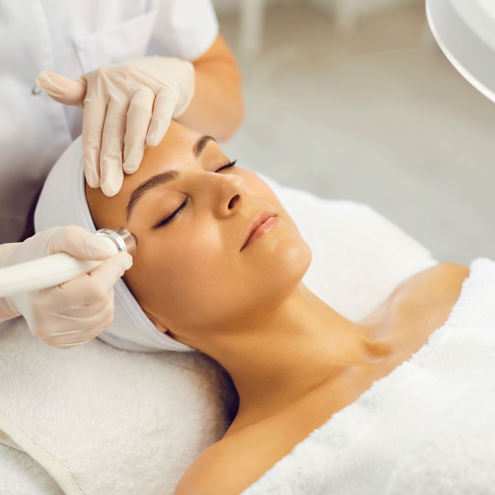 Tratamiento de Luminosidad para el Contorno de Ojos