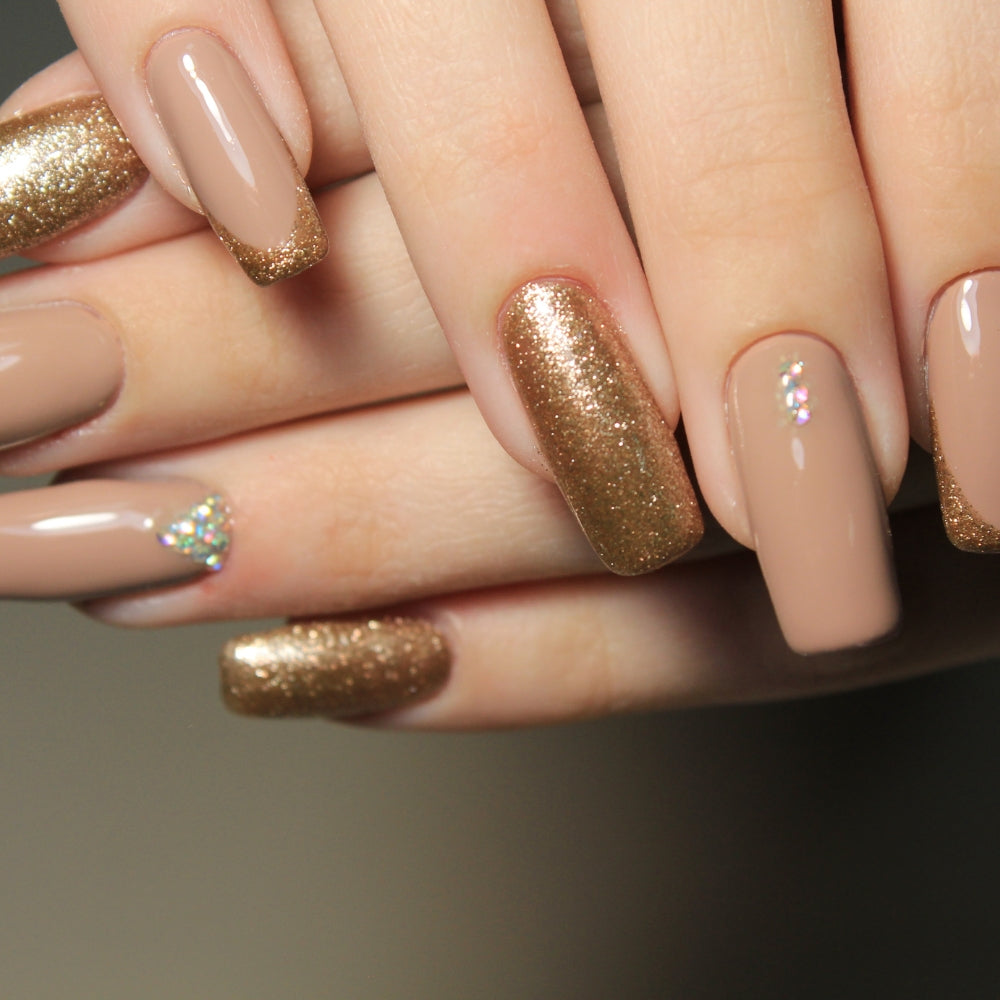 Manicura con Esmaltado Semipermanente
