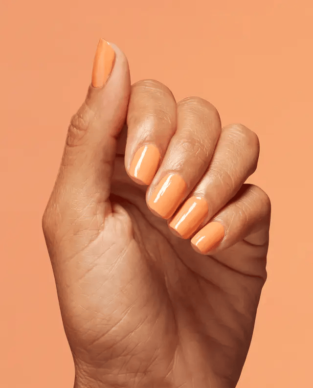 Manicura con Esmaltado Semipermanente