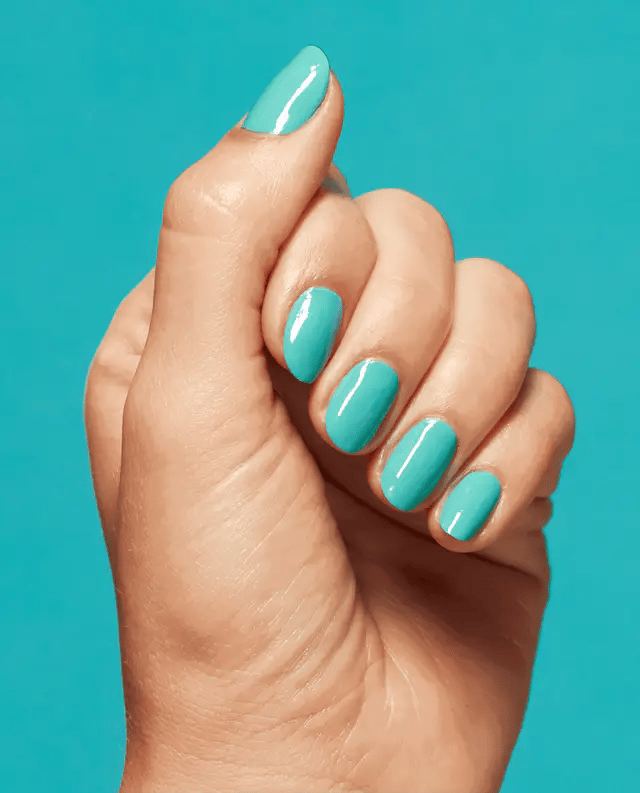 Manicura con Esmaltado Semipermanente