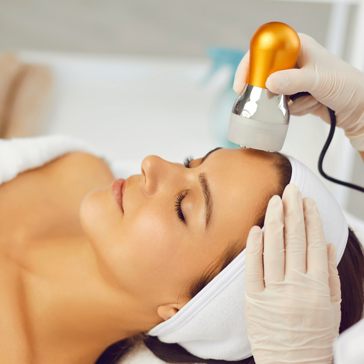 Tratamiento Facial Antiaging con Radiofrecuencia