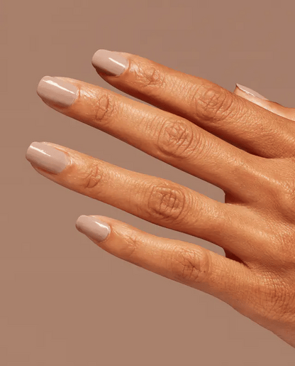 Manicura y extensión de uñas con AcrylGel